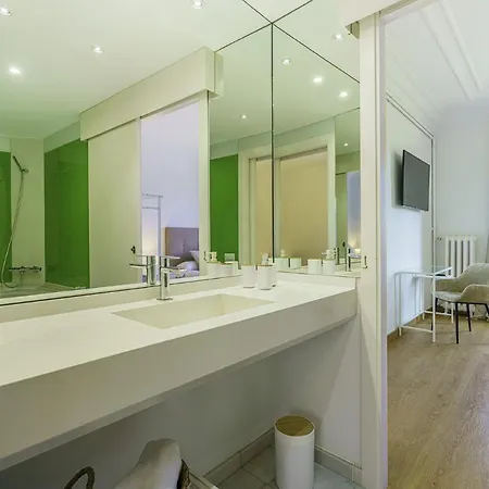 Sibsbcn-paseo De Gracia Luxury Exclusive Gaudi *