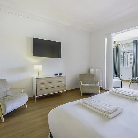 Sibsbcn-paseo De Gracia Luxury Exclusive Gaudi *